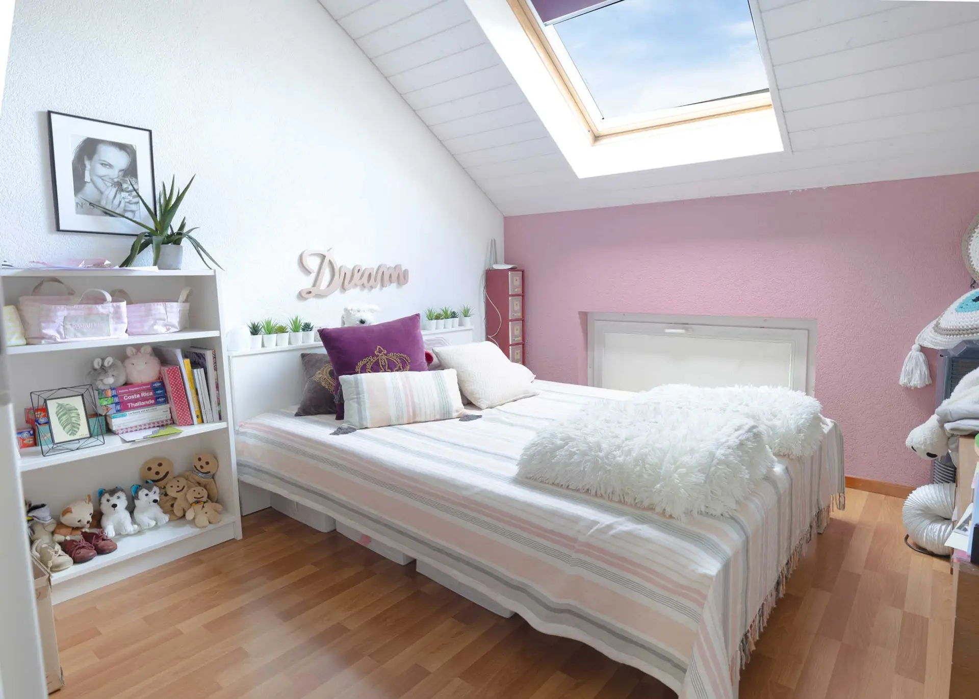 Maison-villards-sainte-croix-chambre-rose
