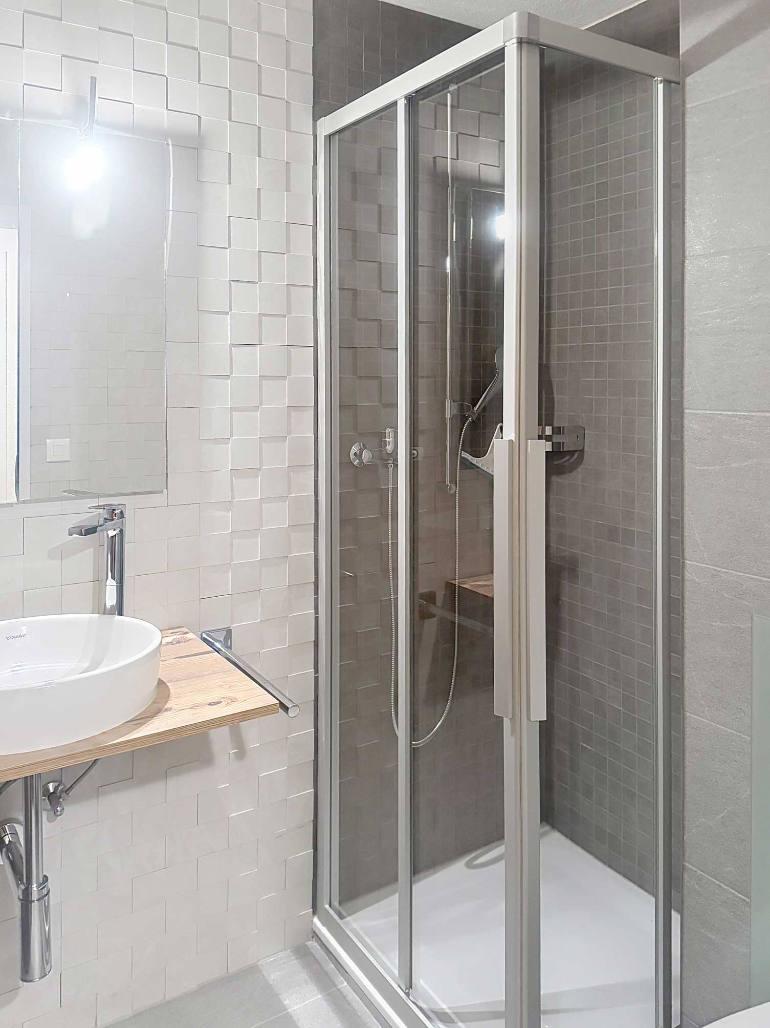 Appartement-vendre-Morgins-douche